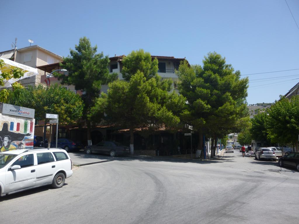 Joy Hotel Saranda Extérieur photo