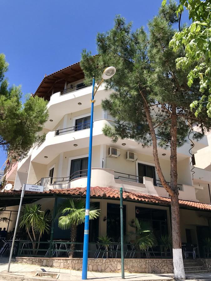 Joy Hotel Saranda Extérieur photo