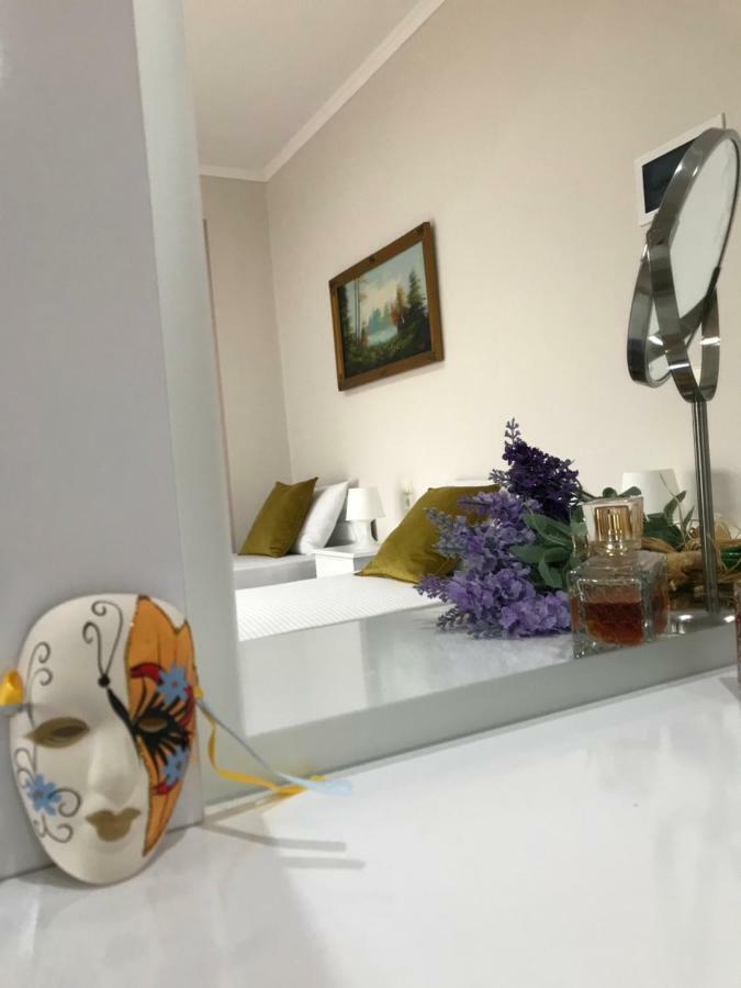 Joy Hotel Saranda Extérieur photo