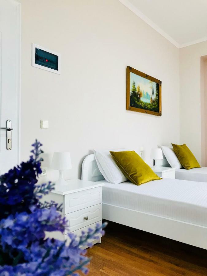 Joy Hotel Saranda Extérieur photo